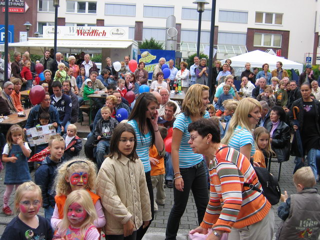 gal/2007/2007 Ruettenscheider Kinderfest/2007 Saitentwist Ruettenscheider Kinderfest 1.9. 472.jpg